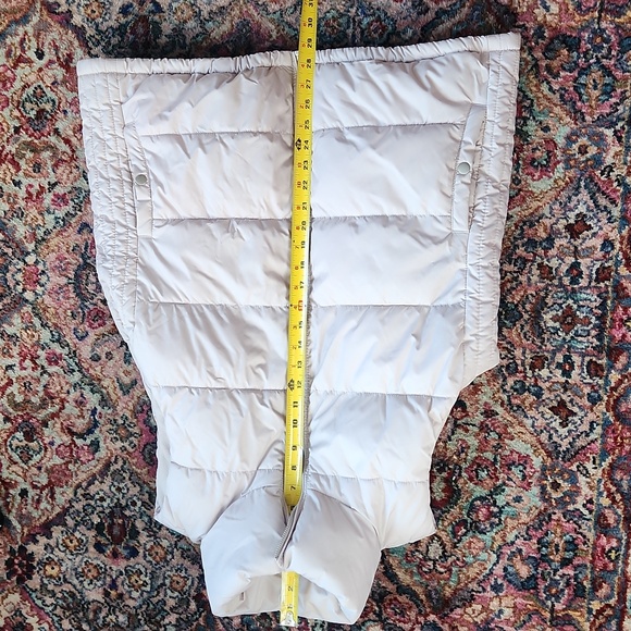 Old Navy Cream Puffer Vest - Picture 4 of 4